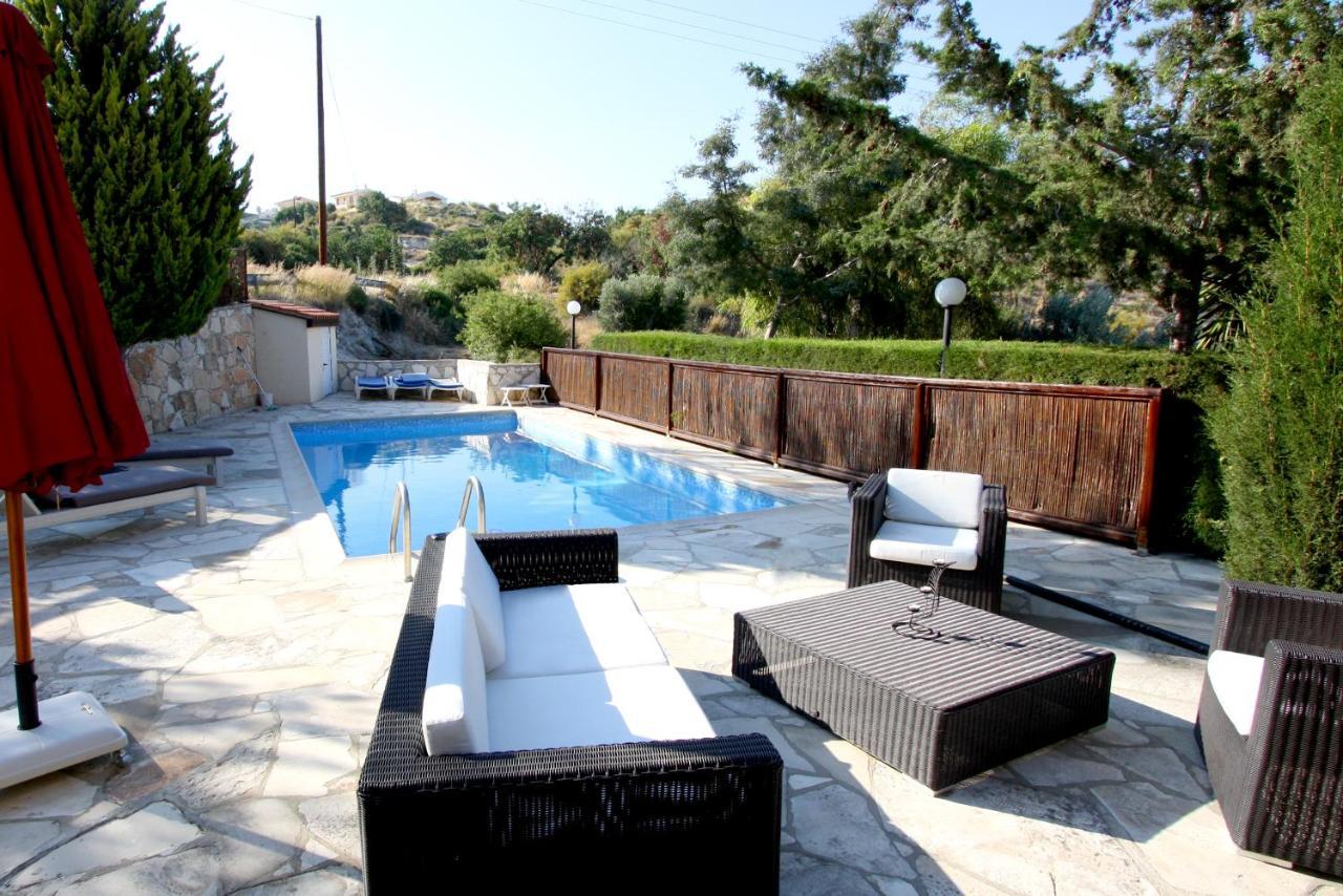 Swimmers' Paradise Pissouri Exterior foto